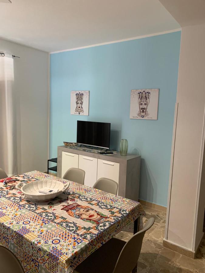 Aparthotel Casa Vacanze Sicilia Bedda Seaside à Santa Flavia Extérieur photo