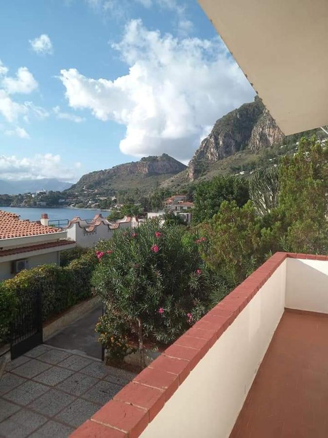 Aparthotel Casa Vacanze Sicilia Bedda Seaside à Santa Flavia Extérieur photo